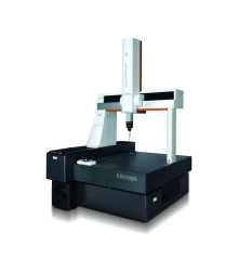 CRYSTA APEX V 9106 Máquina de Medición por Coordenadas CNC
